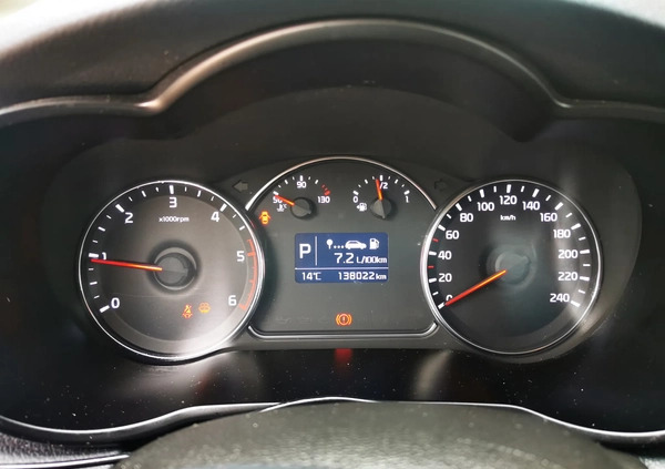 Kia Carens cena 45900 przebieg: 137000, rok produkcji 2015 z Szczecin małe 106